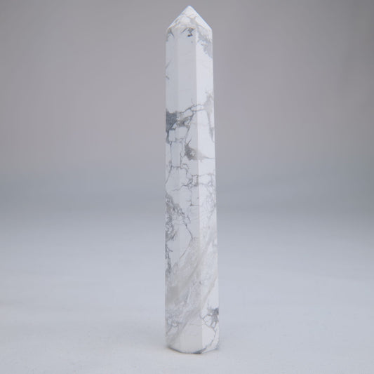 Howlite Point 120mm 79g - Luna Panther alternate view