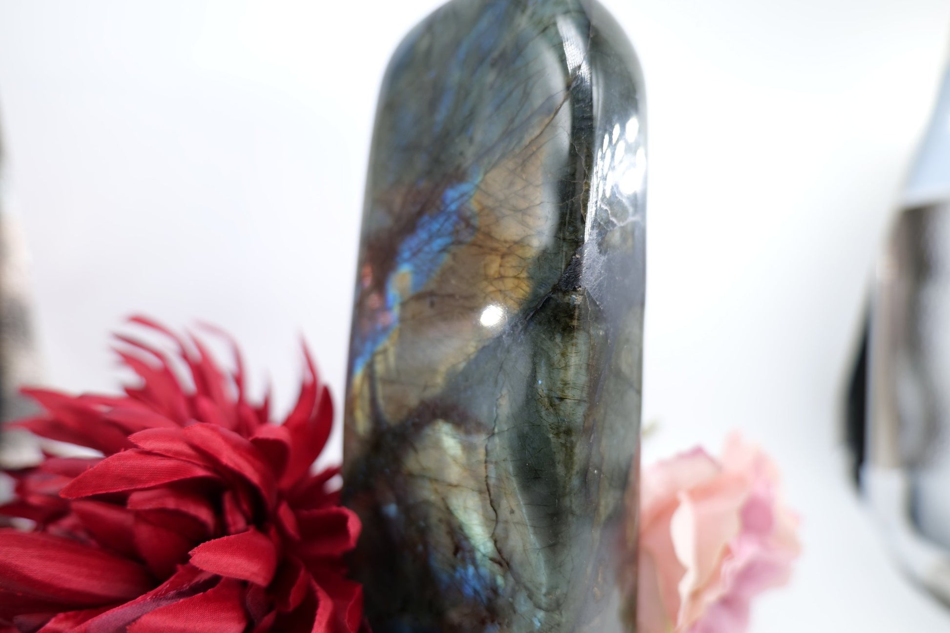 Polished Labradorite Freeform 1695G featuring blue flash and iridescent shimmer - Luna Panther