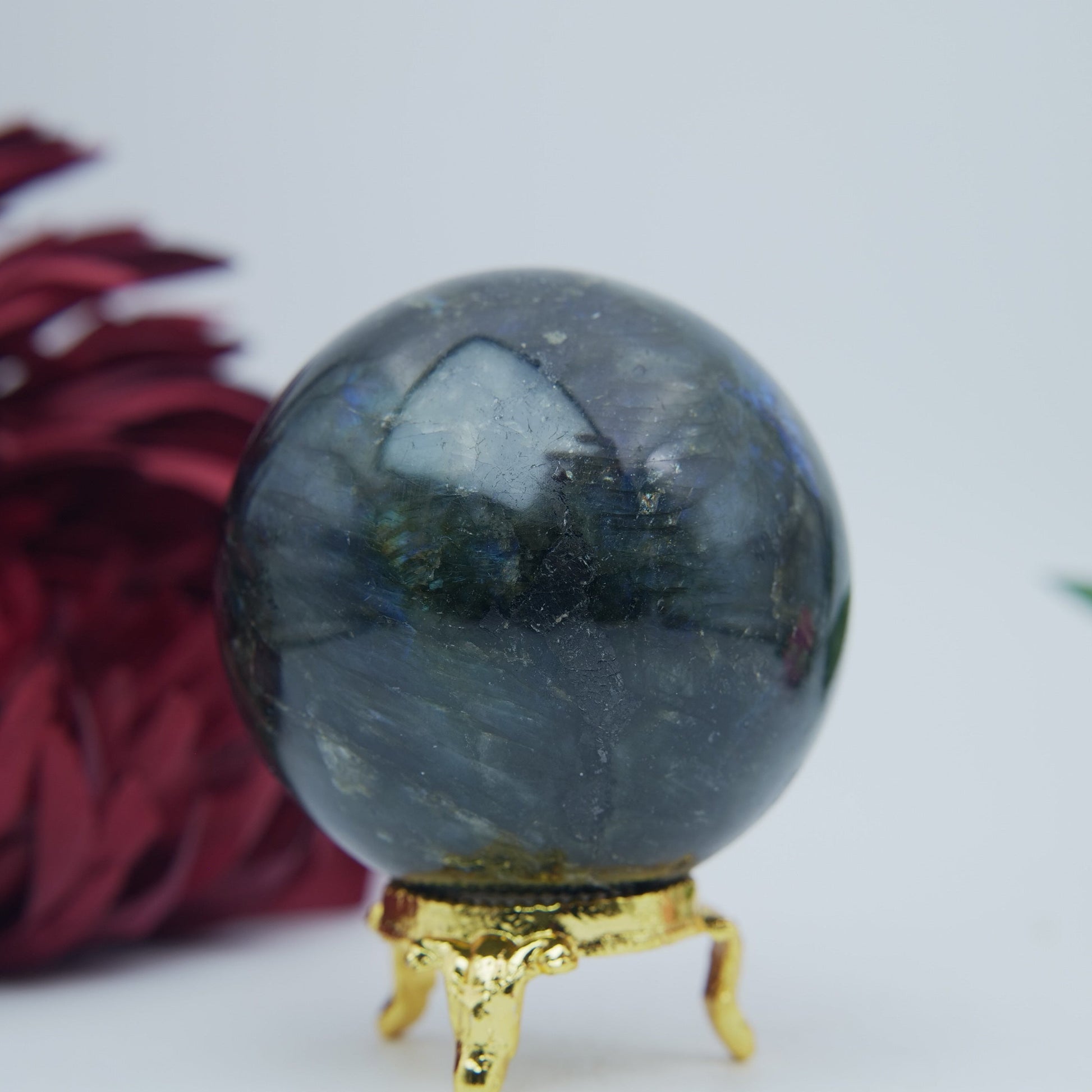 Labradorite Sphere 384 grams - Luna Panther