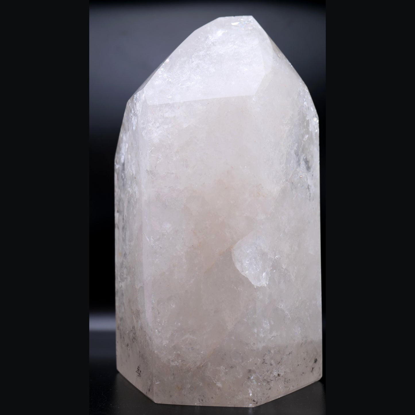 Large polished clear quartz tower, 2.85kg, 185 x 120 x 100mm