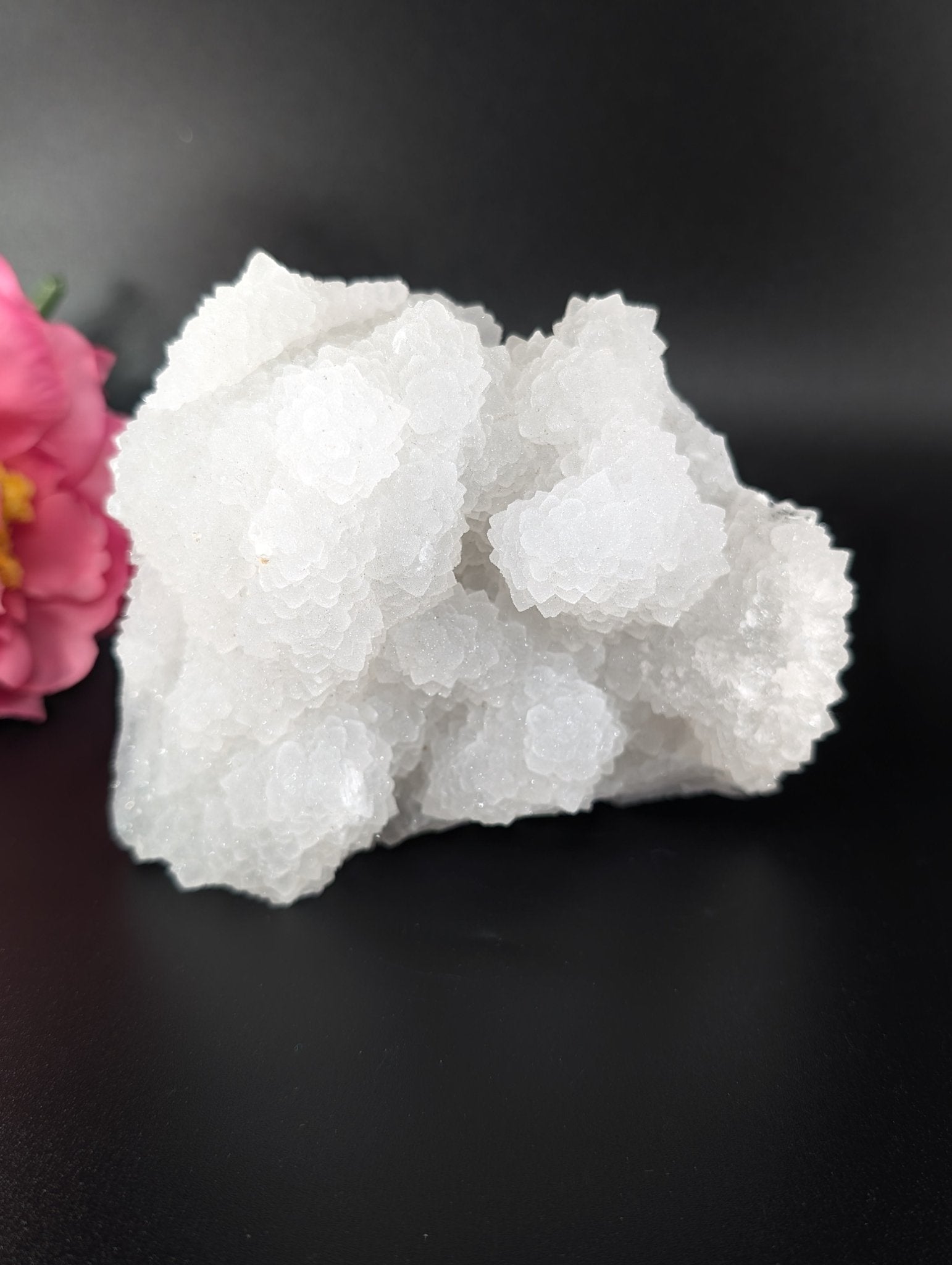Natural Large Sugar Quartz Cluster 485g featuring natural patterning and unique variations - Luna Panther