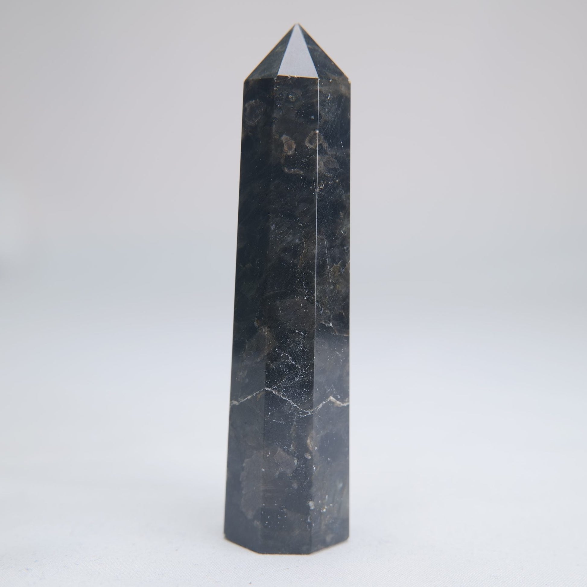 Larvikite Obelisk 100g 100mm - Luna Panther