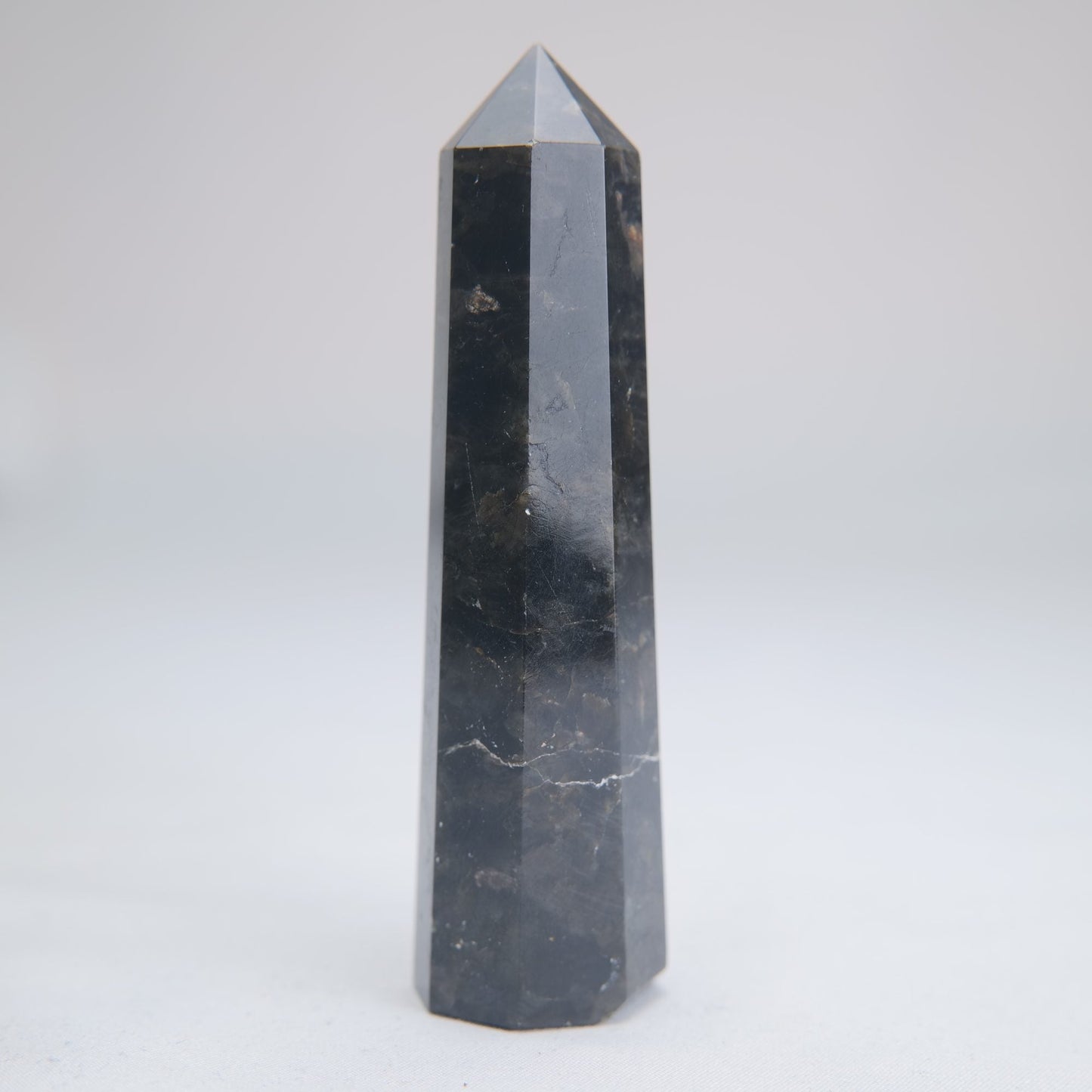 Larvikite Obelisk 100g 100mm - Luna Panther