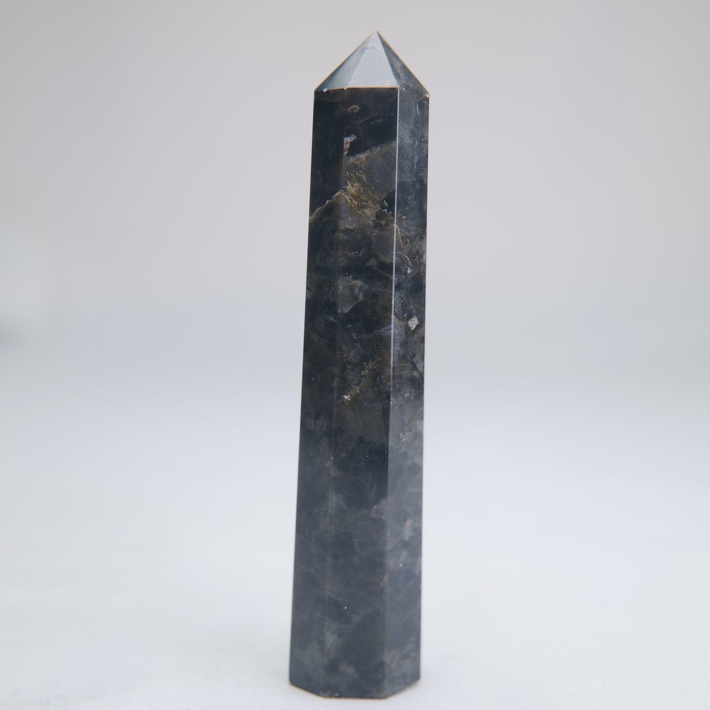 Larvikite Obelisk 90g 100mm - Luna Panther