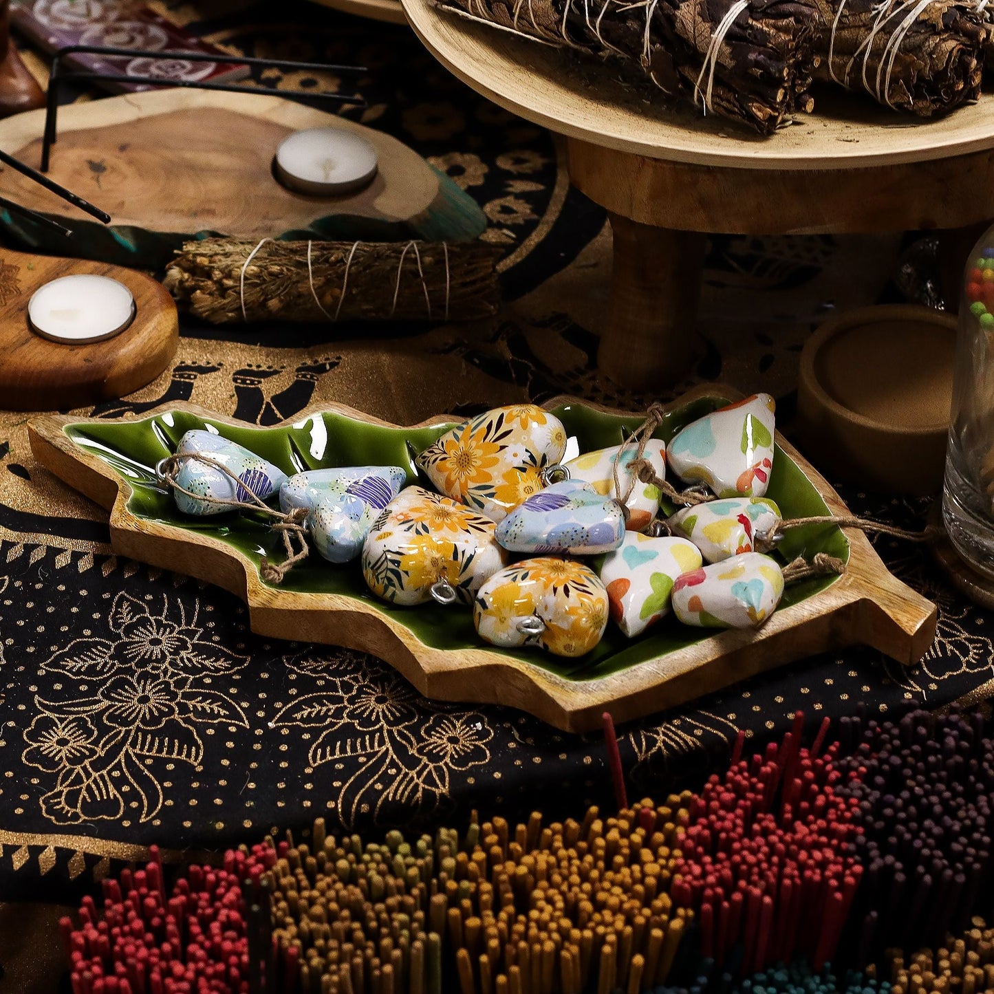 Lost in the Forest - Enamel Leaf Wooden Bowl - 33x17cm - Luna Panther