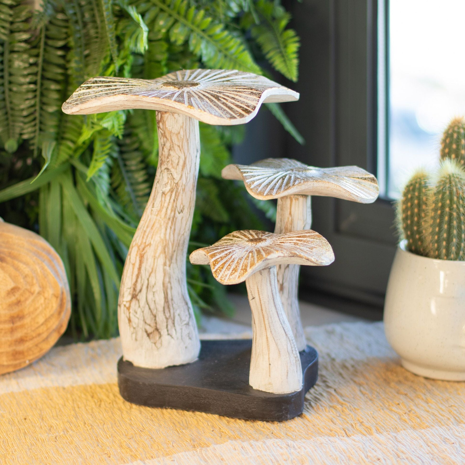 Medium Golden Mushroom Art - 25cm - Whitewash - Luna Panther
