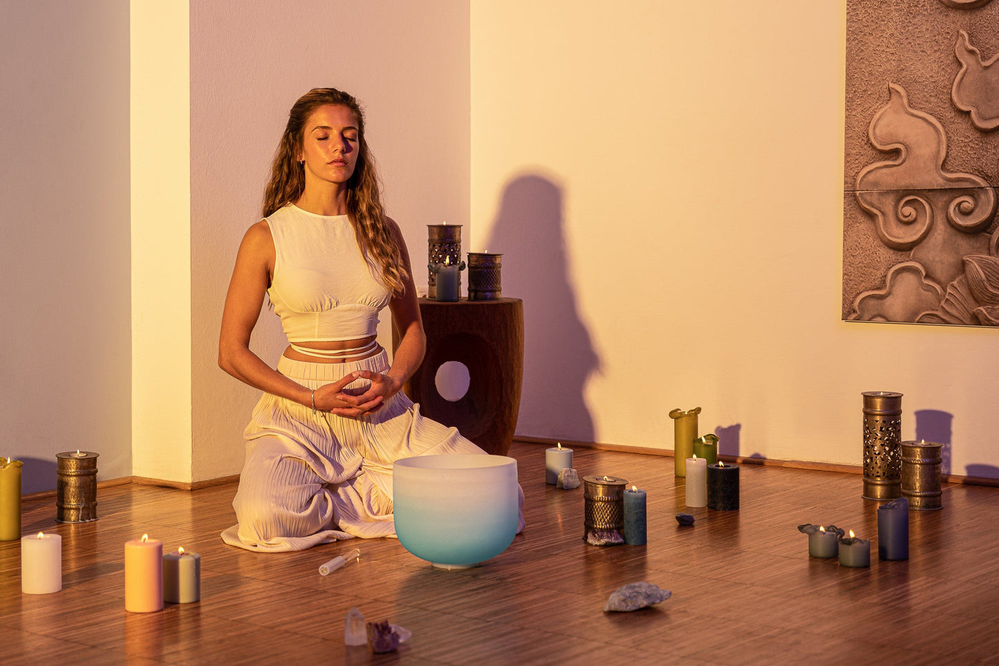 MEINL Sonic Energy Color - Frosted Crystal Singing Bowl Chakra Set 7 pcs - B4/A4/G4/F4/E4/D4/C4/440 Hz - Luna Panther