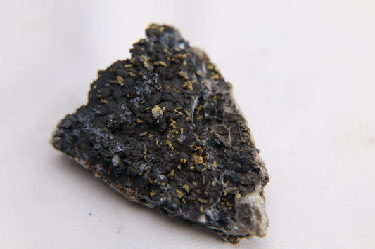 Mimetite from Dry Gill, Cumbria - 40.15g - Luna Panther alternate view
