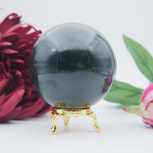 Nephrite Jade Sphere — 600 g (70 mm) - Luna Panther
