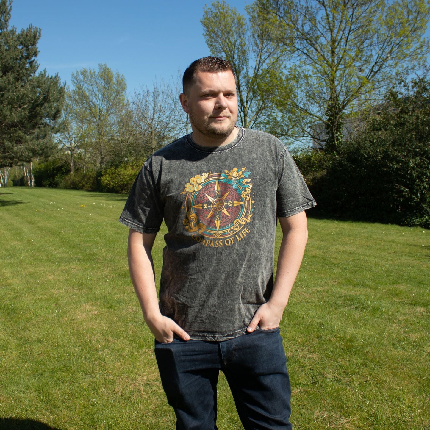 Nomad Sari Stonewashed Cotton T-Shirt - Compass of Life - Charcoal - XL - Luna Panther