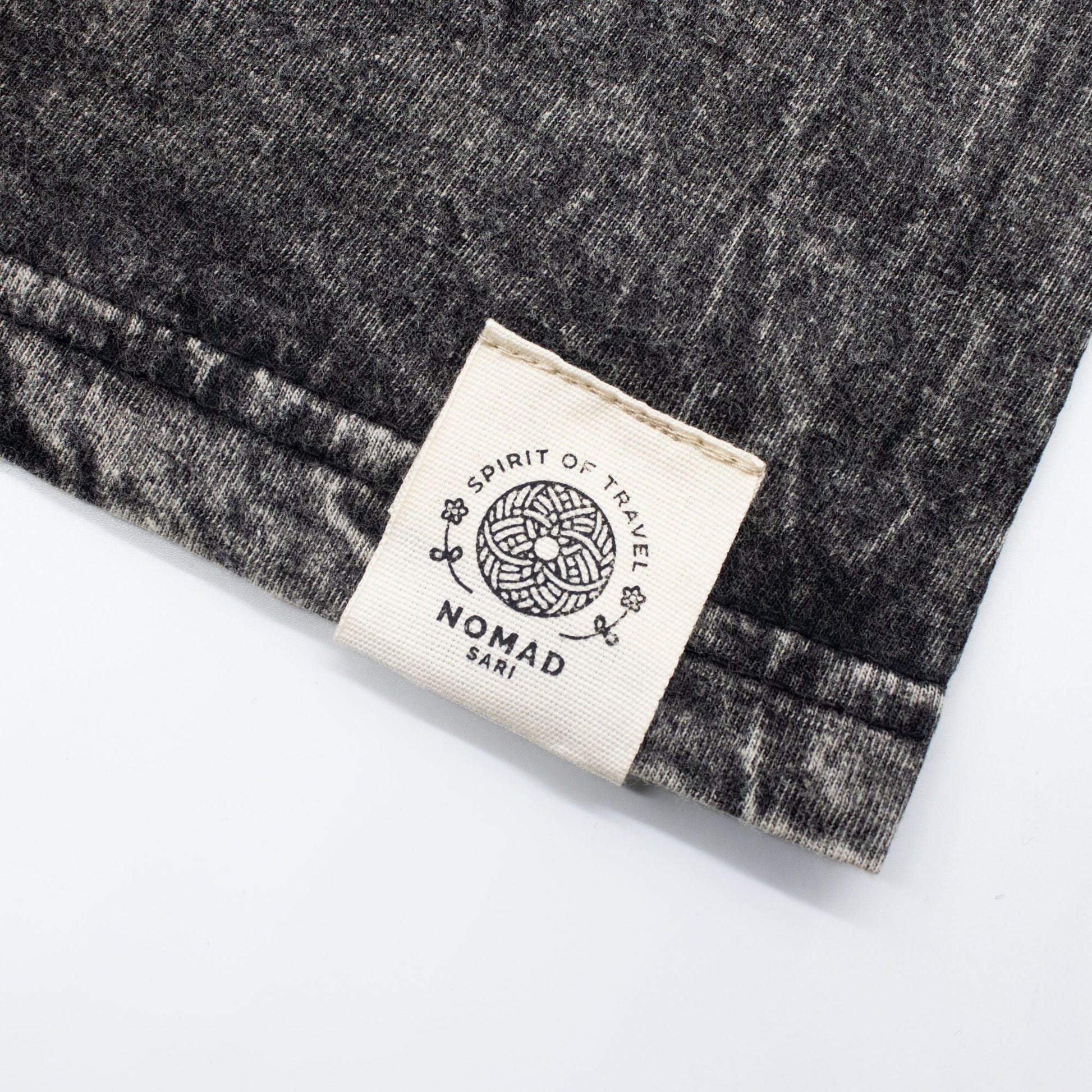 Nomad Sari Stonewashed Cotton T-Shirt - Rebel - Charcoal - Large - Luna Panther
