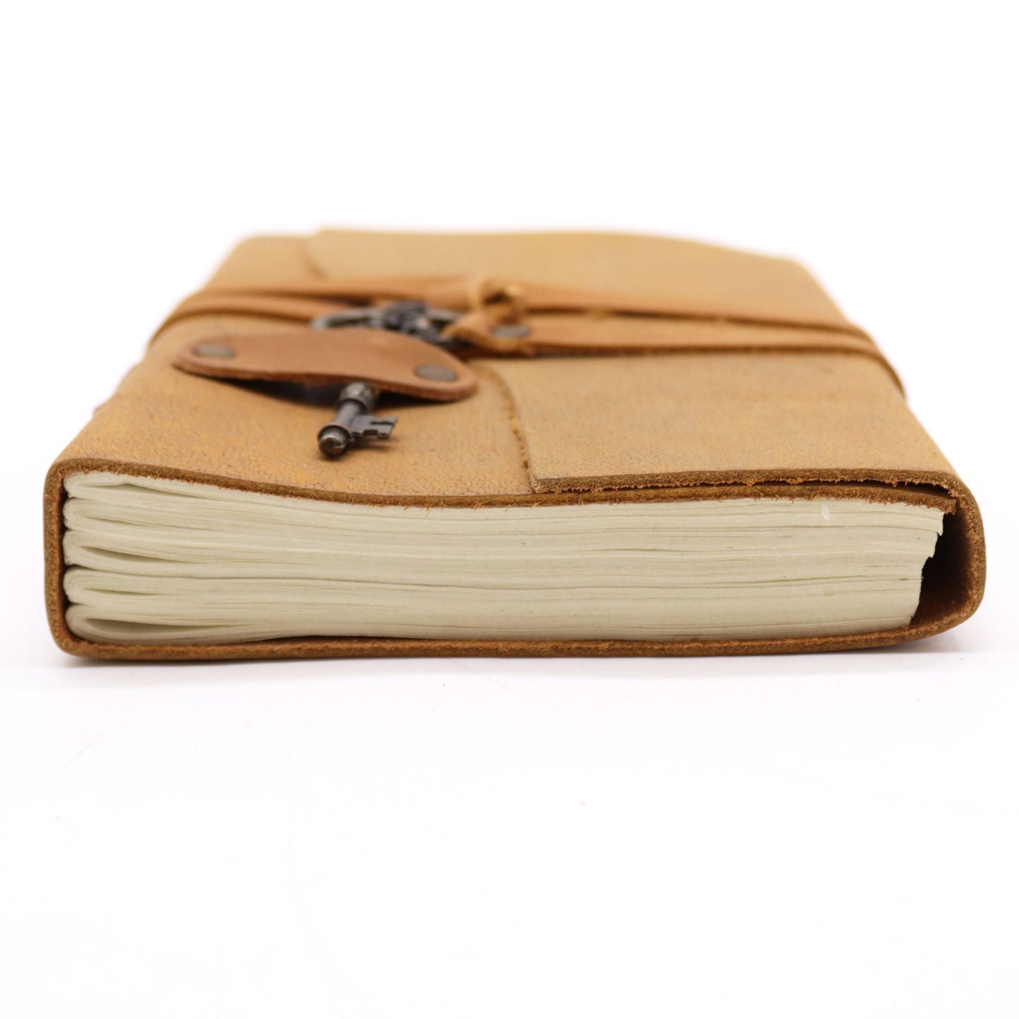 Oiled Tan Leather & Key - 200 pages - 13x18cm - Luna Panther