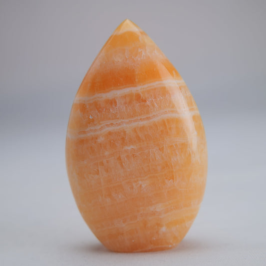 Orange Banded Agate 133g - Luna Panther