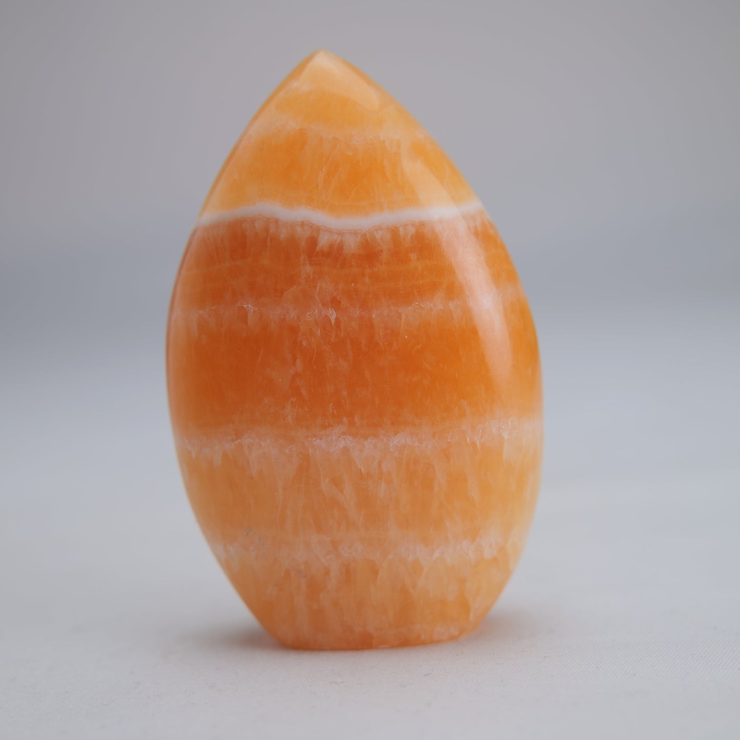 Orange Banded Agate 152g - Luna Panther