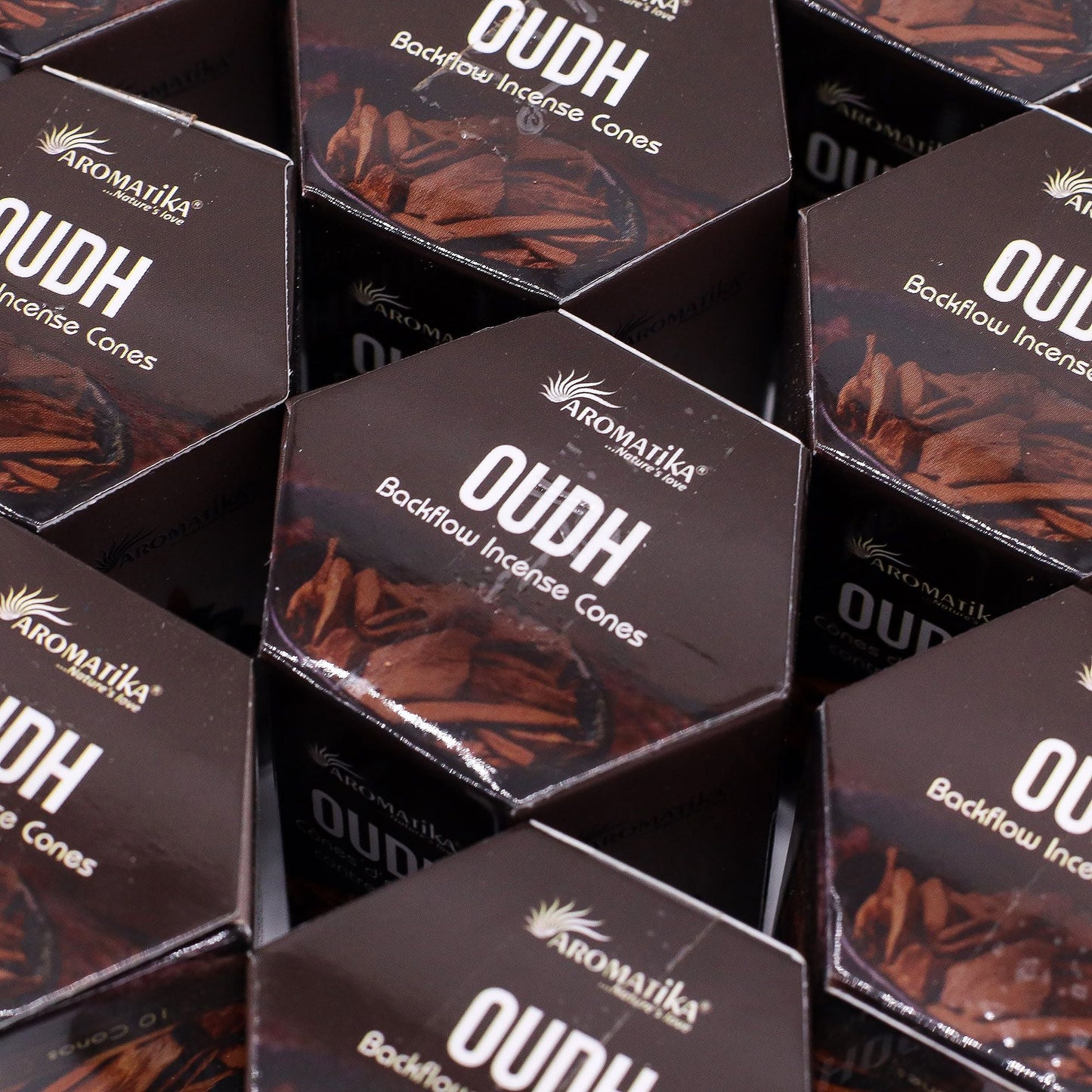 Pack of 10 Masala Backflow Incense - Oudh - Luna Panther
