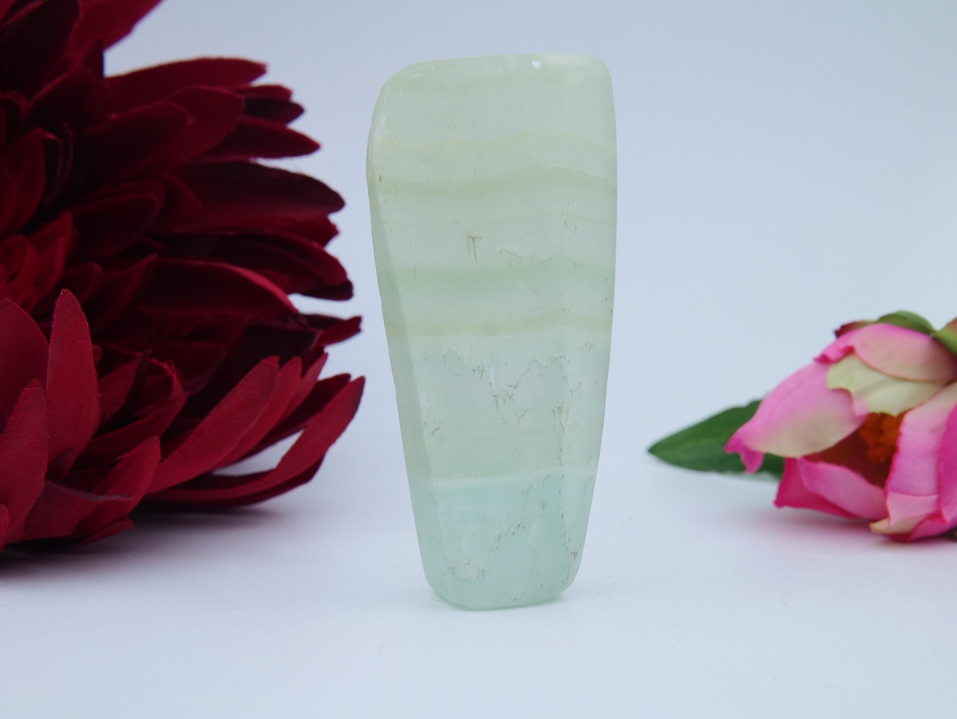 Pistachio Calcite Freeform — 84 g - Luna Panther