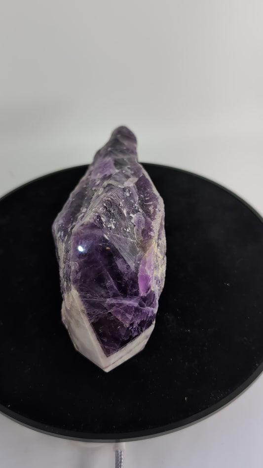 Amethyst Dragon Tooth 690g alternate view