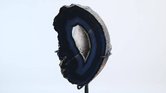 Agate Geode on Stand 825g (Brazil) alternate view