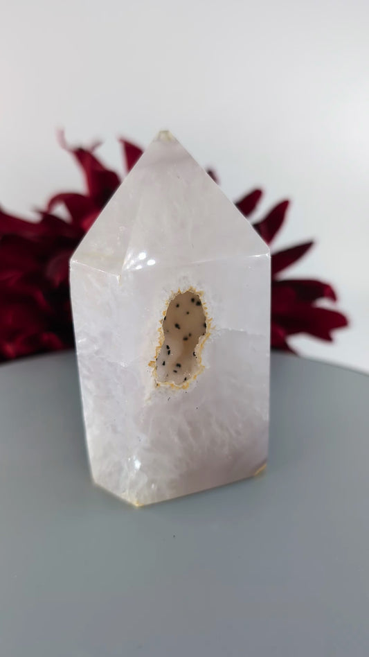 Natural Agate Polished Point 268g 90mm alternate view