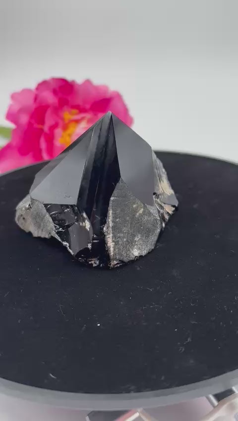 Black Obsidian Natural Point 284g alternate view
