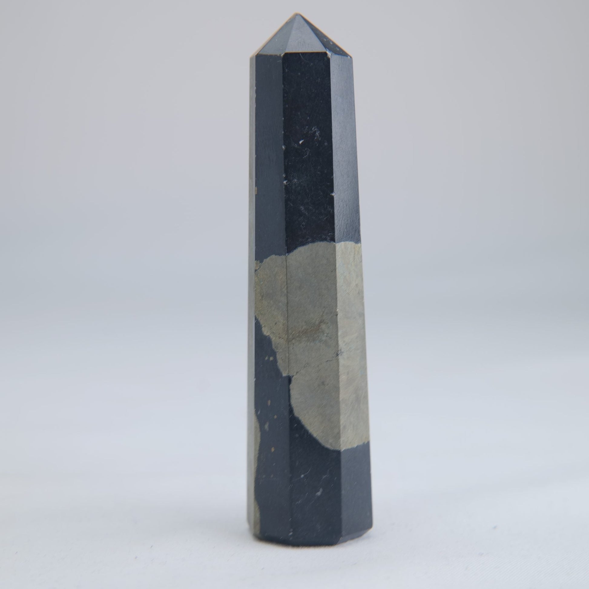 Pyrite Tower 110g - Luna Panther