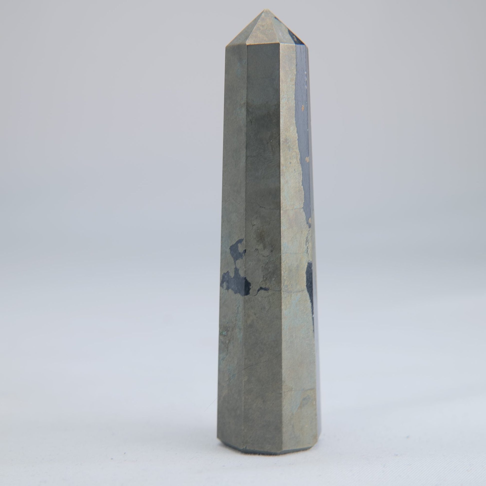 Pyrite Tower 110g - Luna Panther