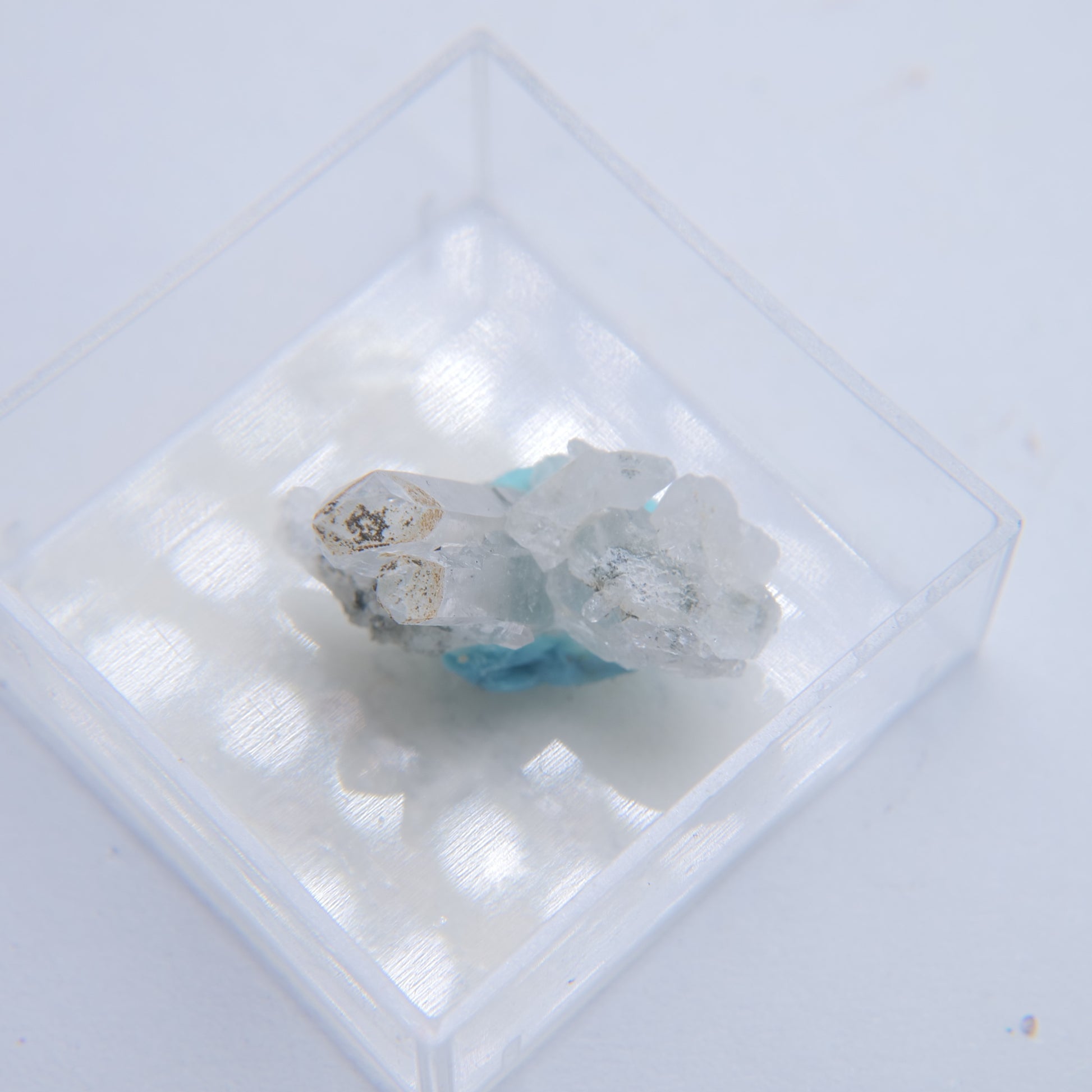 Quartz & Chlorite from St Christophe en Oisans, Isere, France - 10g