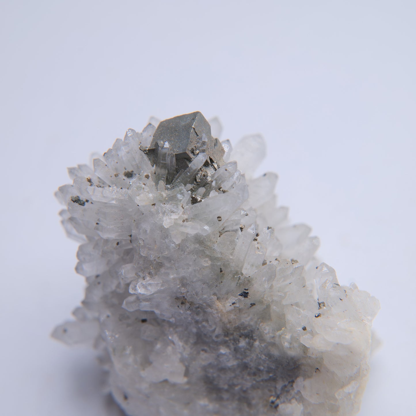 Quartz from Calton Hill Quarry, Blackwell in the Peak, UK - 41g