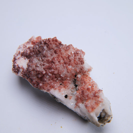 Quartz from Calton Hill Quarry, Buxton, Derbyshire - 35.5g - Luna Panther alternate view