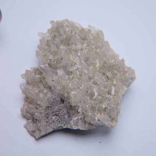 Quartz from Unknown locality - 123g - Luna Panther alternate view