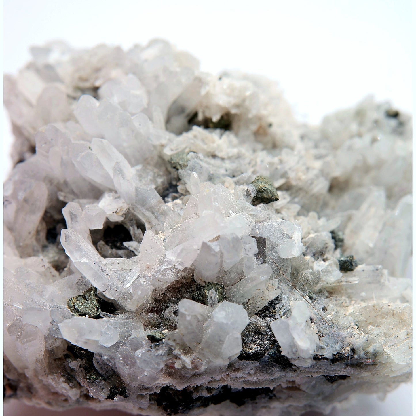 Quartz with Pyrite - 284g - Luna Panther
