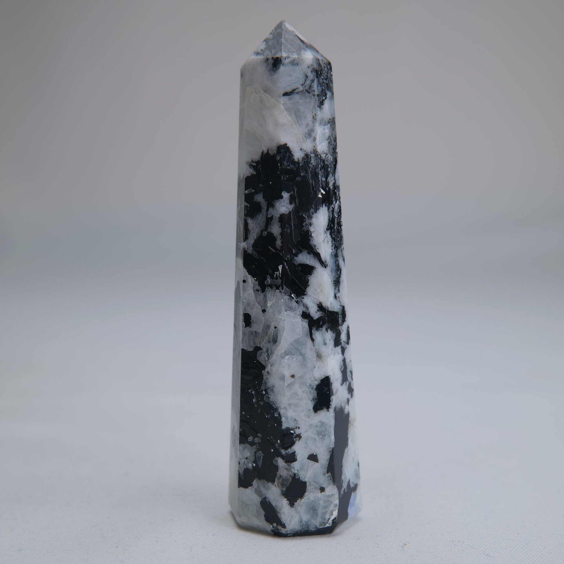 Rainbow Moonstone Obelisk 65g 85mm - Luna Panther