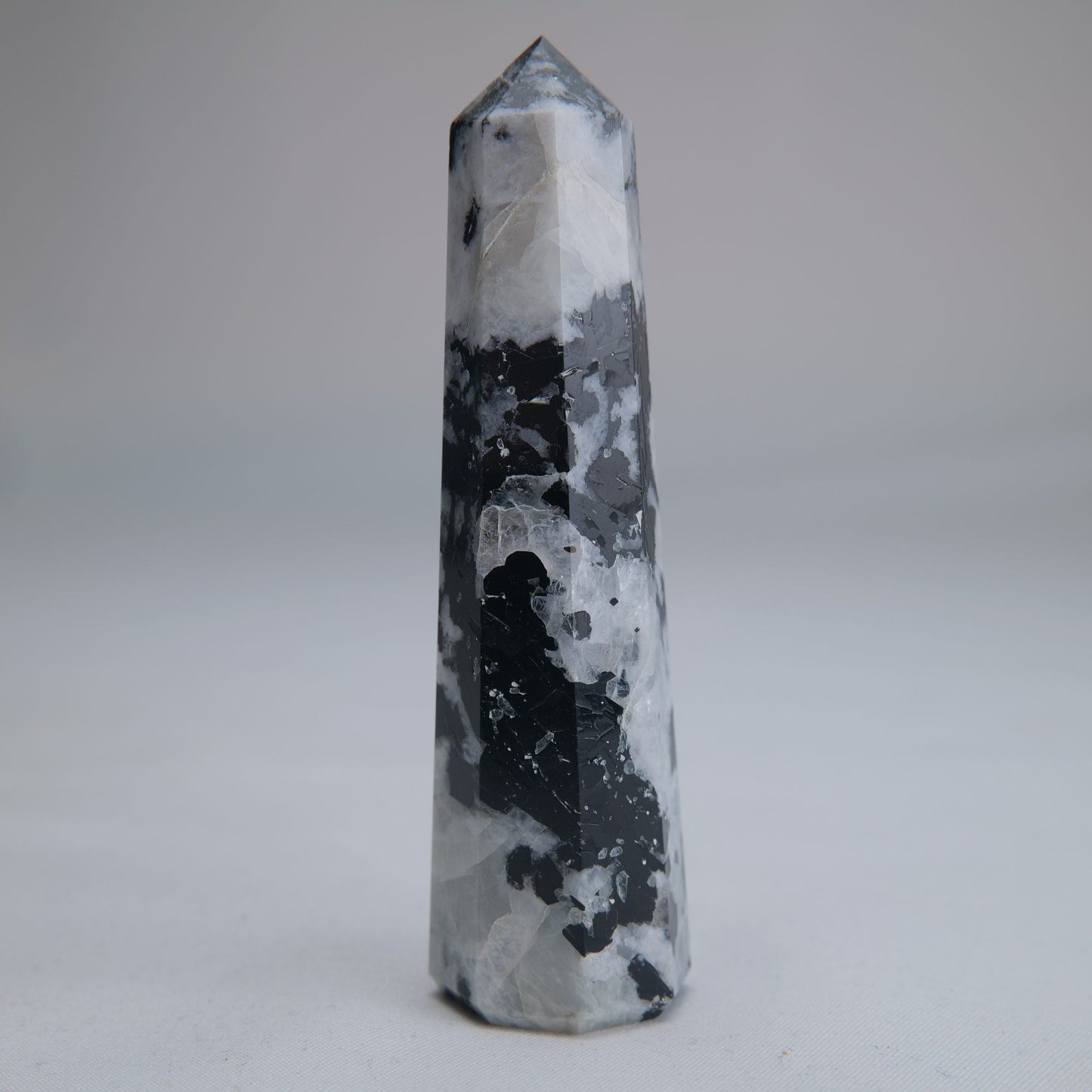 Rainbow Moonstone Obelisk 65g 85mm - Luna Panther