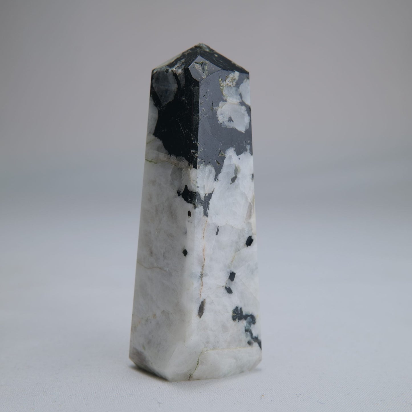 Rainbow Moonstone Tower 100g 80mm - Luna Panther