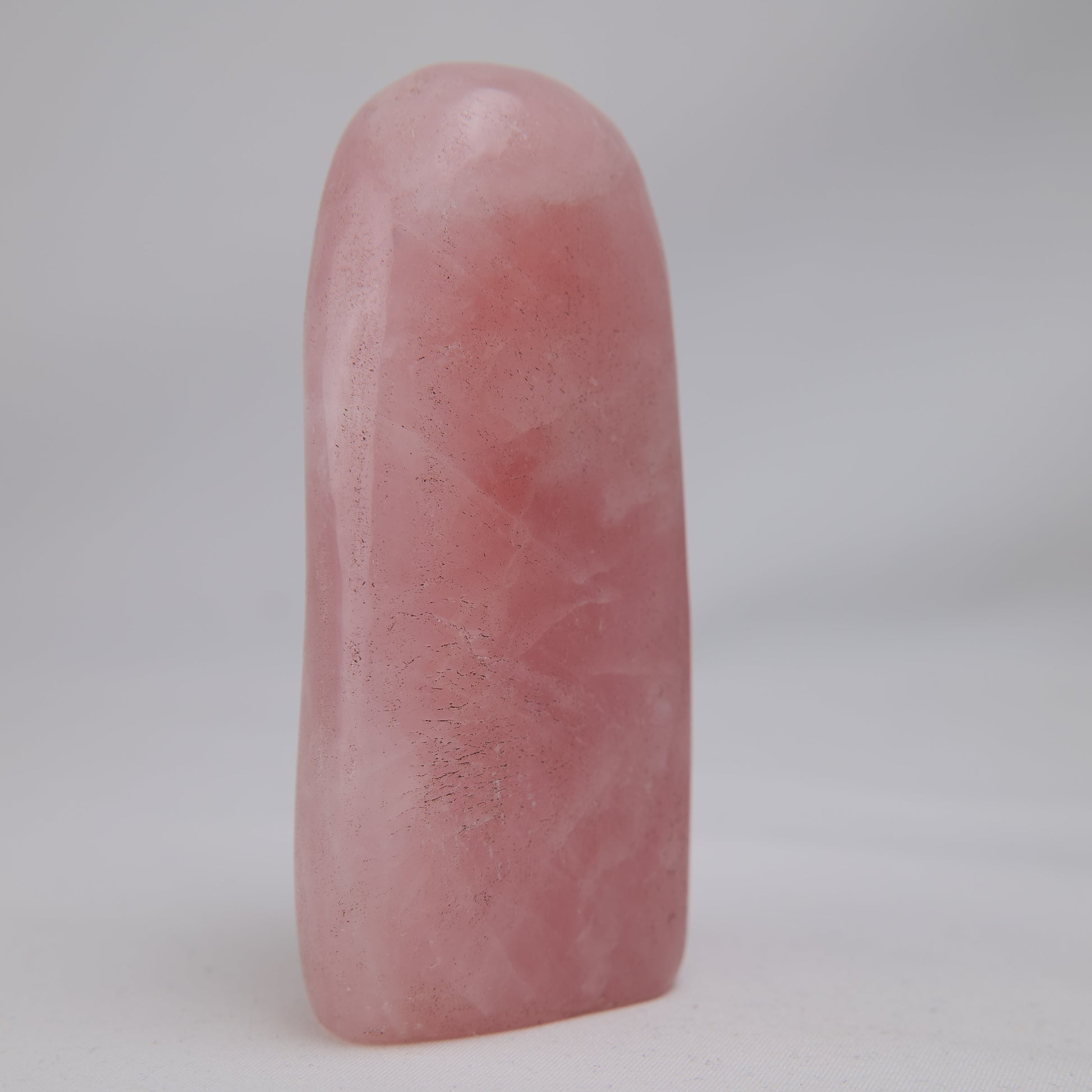 Rose Quartz Freeform — 250 g (95 mm) - Luna Panther