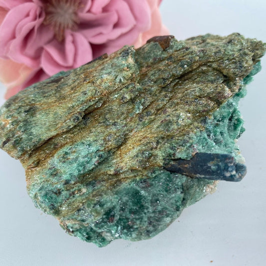 Natural Rough Fuchsite and Kyanite Specimen 301 grams featuring blade-like texture and blue sheen - Luna Panther