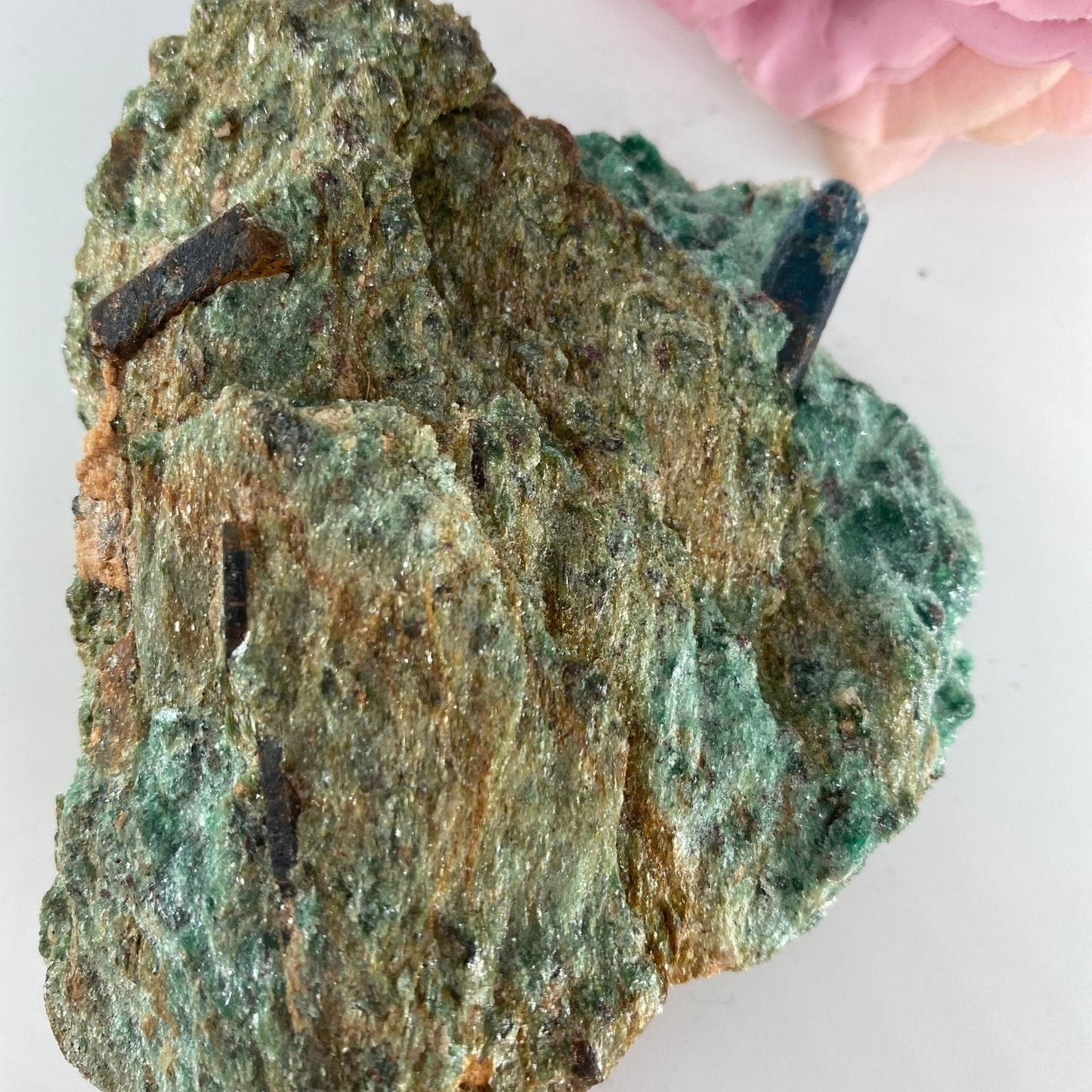 Natural Rough Fuchsite And Kyanite Specimen 301 Grams featuring blade-like texture and blue sheen - Luna Panther