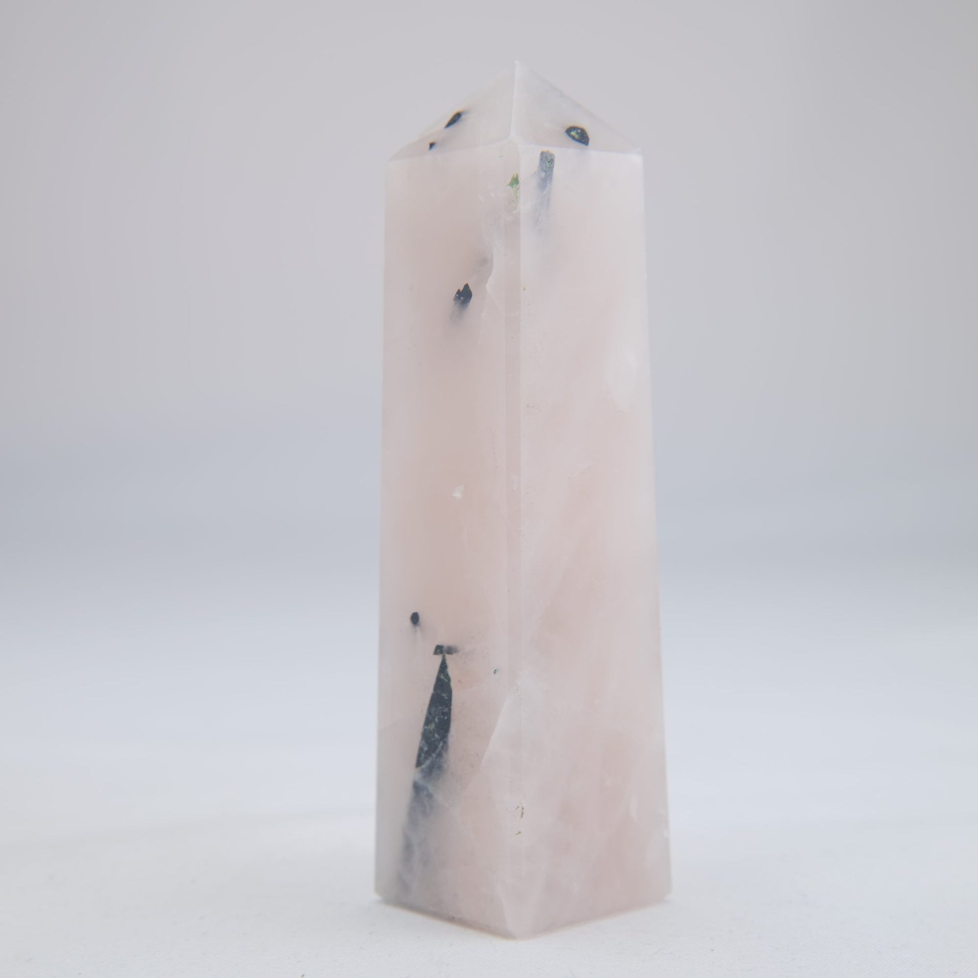 Rutile Crystal Tower 126g - Luna Panther