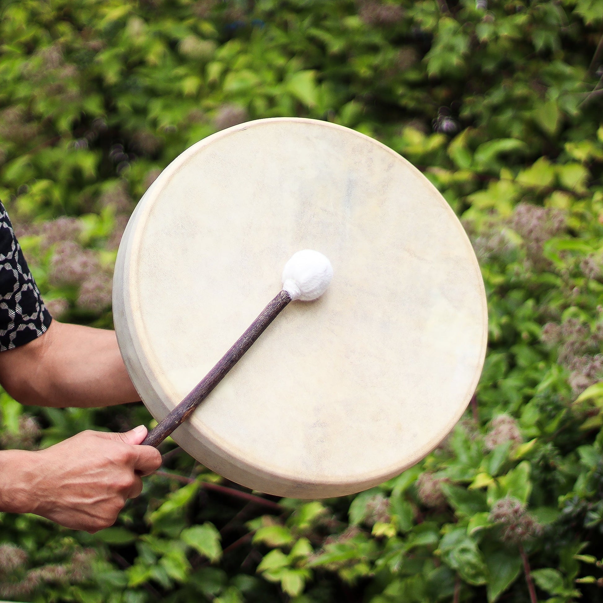 Spirit of the Bear Shaman Drum & Stick - Tunable 40cm detail view 8 at Luna Panther