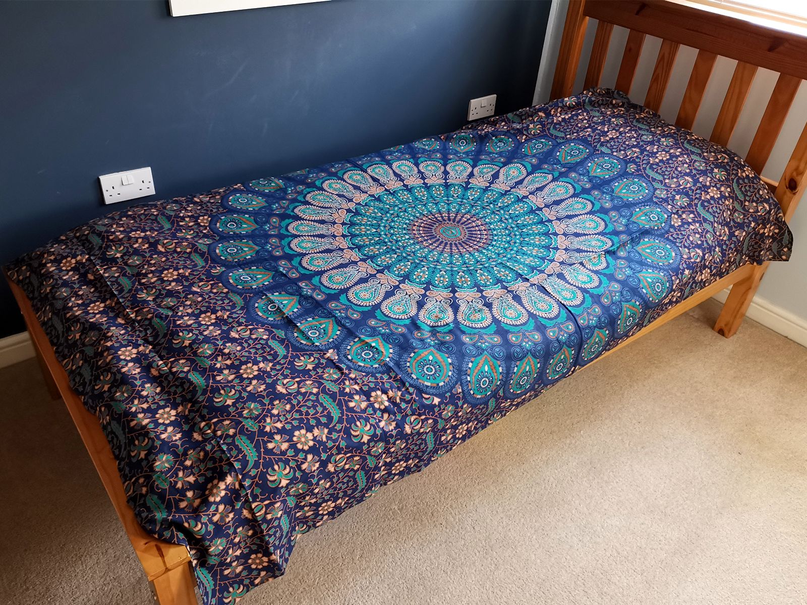 Single Cotton Bedspread + Wall Hanging - Classic Mandala - Luna Panther