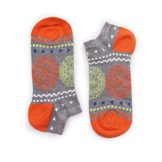 Polished S/M Hop Hare Bamboo Socks Low (3.5-6.5) - Flowers of Life featuring natural patterning and unique variations - Luna Panther