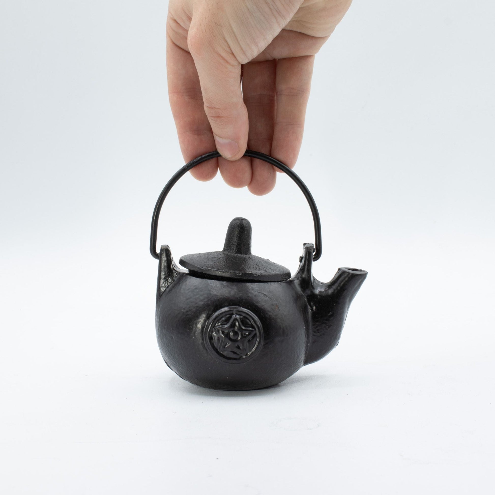 Small Cast Iron Ritual Pot with Pentagon 8x8x10cm - Luna Panther