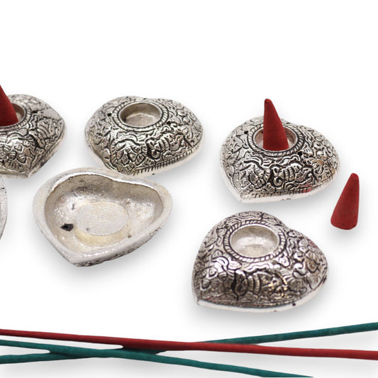 Polished Small Heart Incense Holder featuring natural patterning and unique variations - Luna Panther