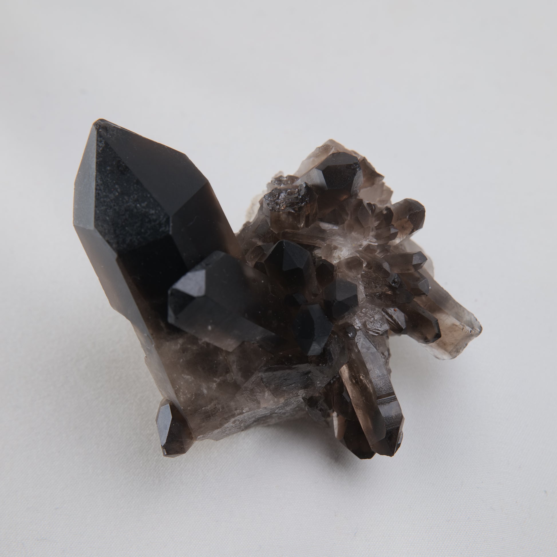 Smoky Quartz Cluster 144g crystal point detail