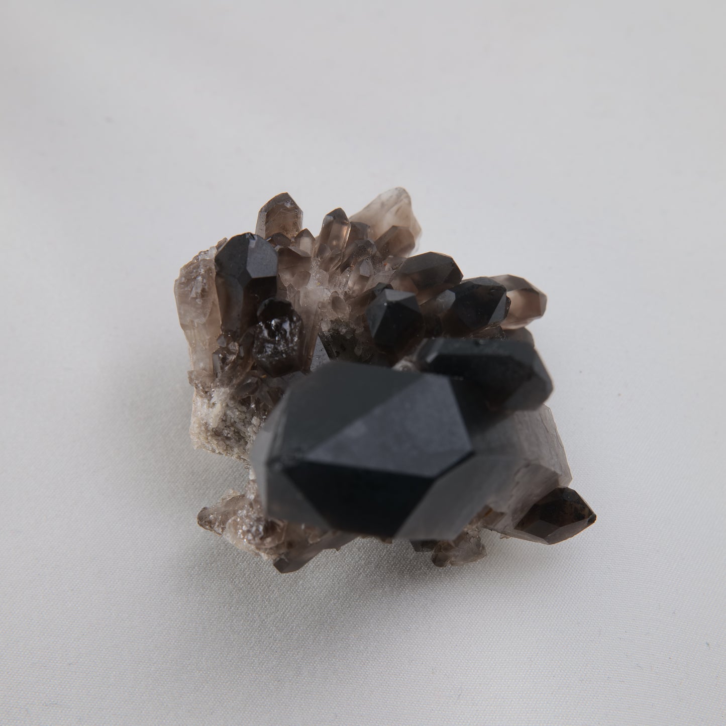 Smoky Quartz Cluster 144g side view