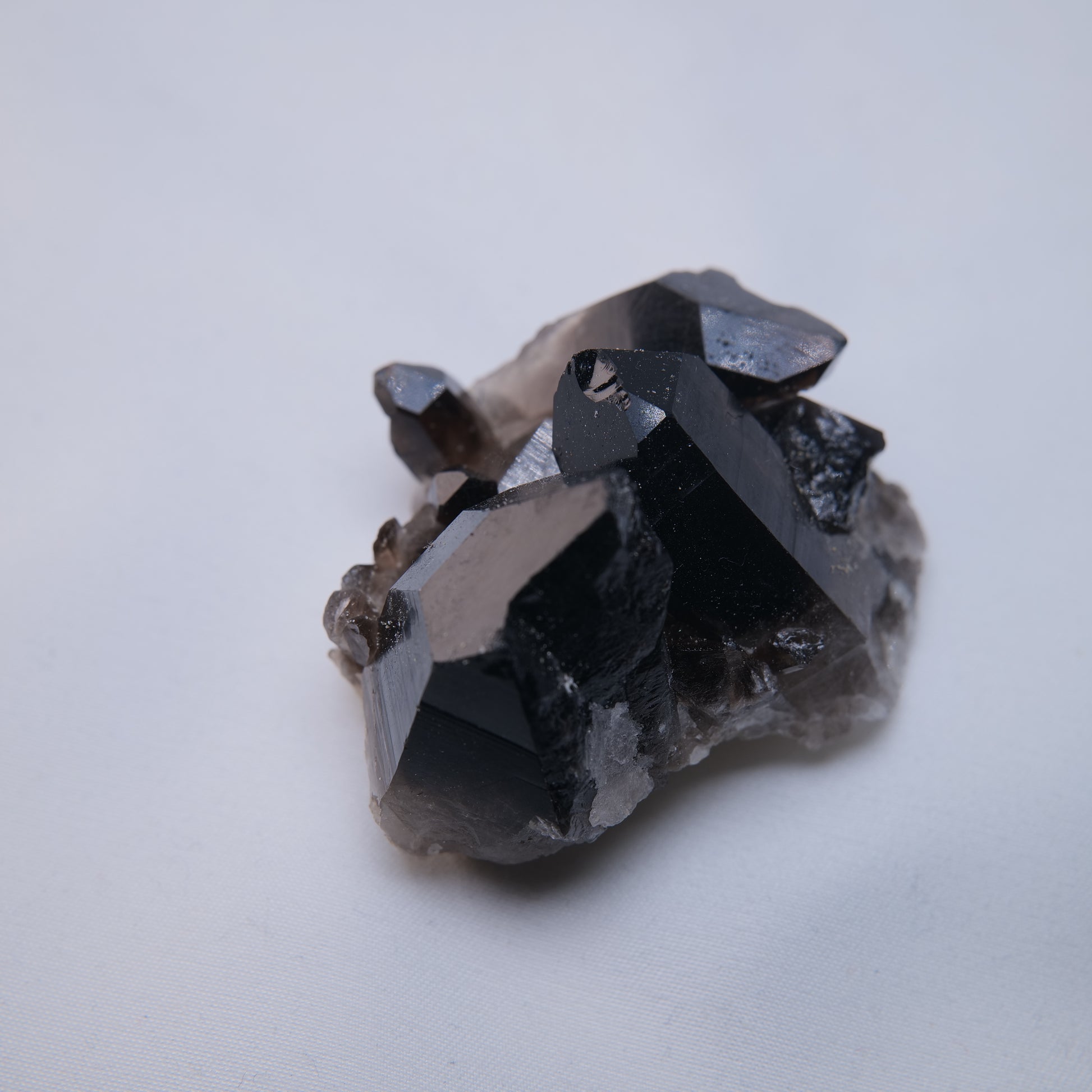 Smoky Quartz Cluster 68g side view
