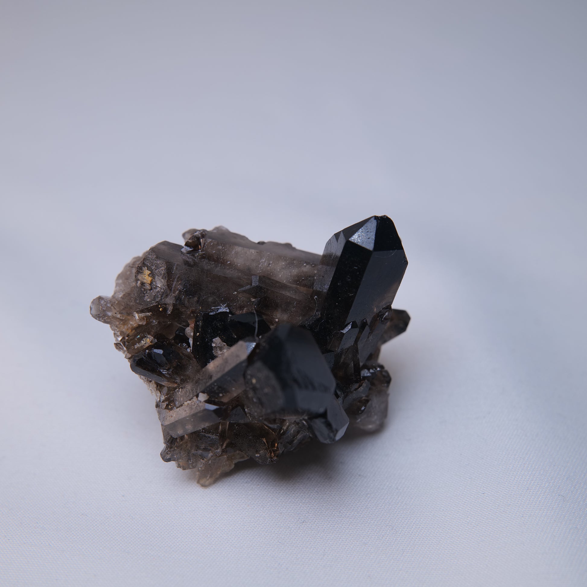 Smoky Quartz Cluster on Matrix 56g crystal detail