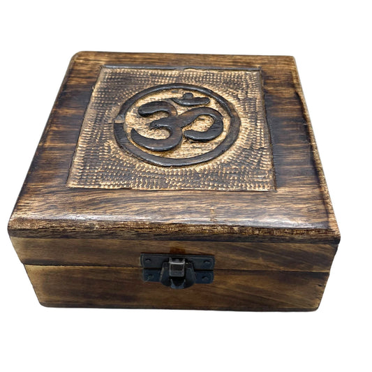 Square Wooden Keepsake Box 13x13x6cm - Om - Luna Panther