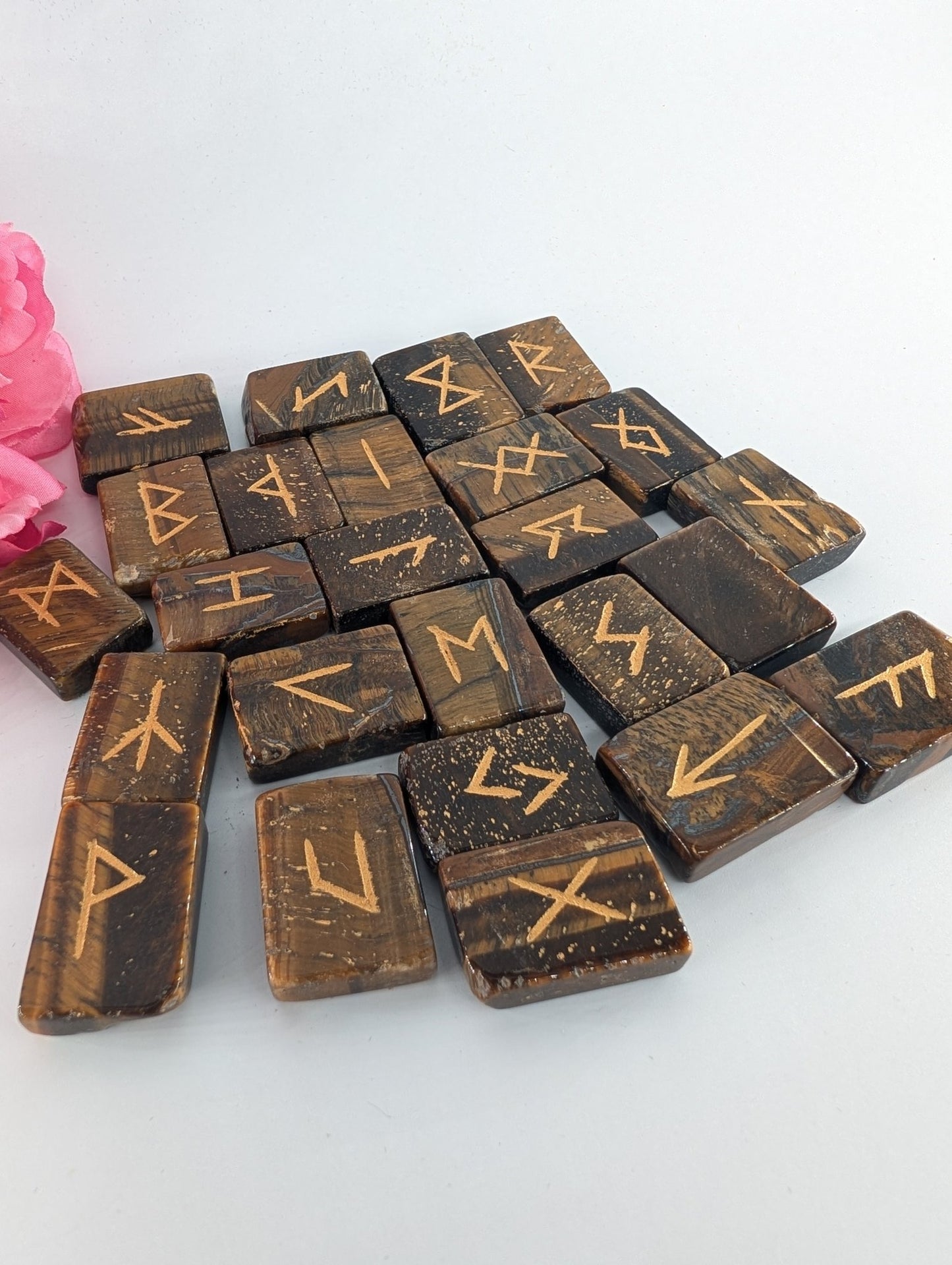 Polished Tiger Rune Set And Bag Polished Elder Futhark Runes featuring natural patterning and unique variations - Luna Panther