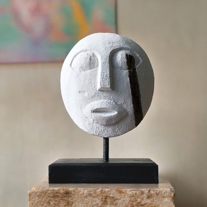 Timor Tribal Decorative Mask – White 27 × 20 cm — sculptures & statues, image 4 of 7.